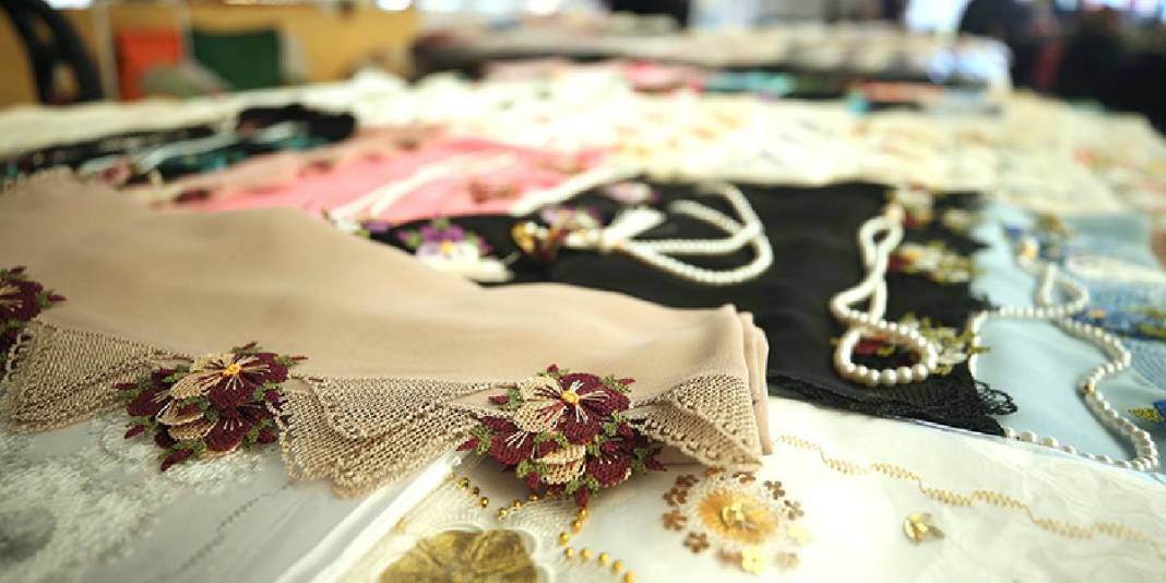 Ekonomilerini ilmek ilmek ördüler, coğrafi işareti kaptılar! Gönenli kadınlar başarılarıyla ilham oldular 5